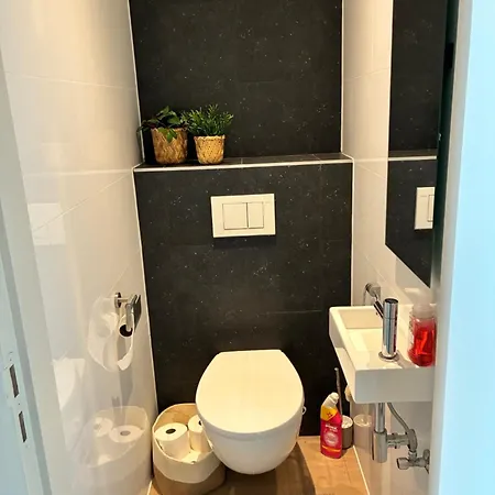 Knus Met Zeezicht Apartment *